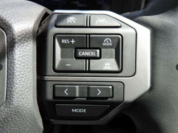 Land Cruiser 250 VX Package 2024 - Image 5